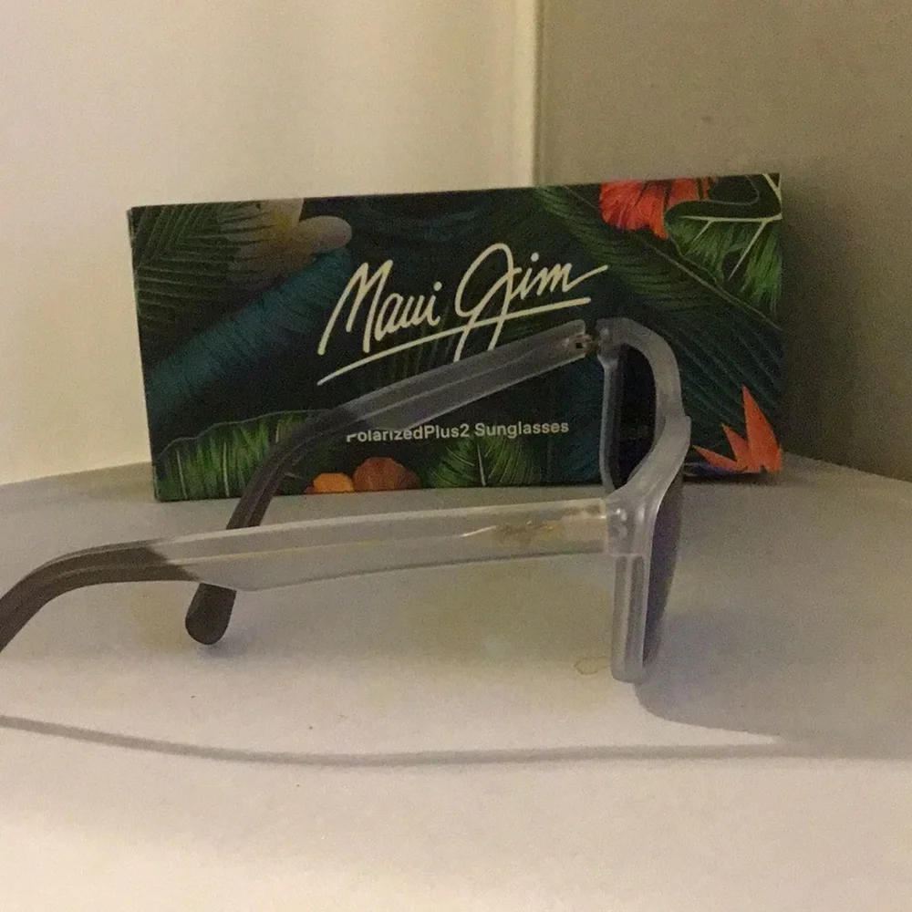 Maui Jim Stone Shack Sunglasses with Blue Mirror Polarized Lenses